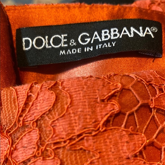 Dolce & Gabbana Elegant Orange Lace Skirt. Made in Italy. - Picture 8 of 9